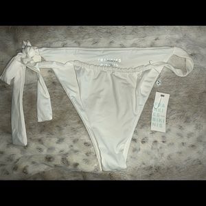 Frankie’s bottoms size L